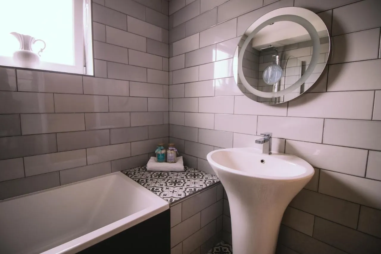 Haven House Rooms, Barry United Kingdom