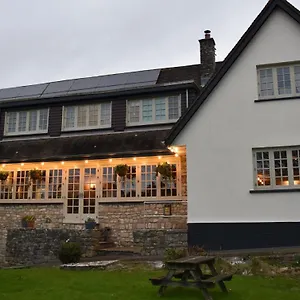 4* Inn Three Horseshoes Country